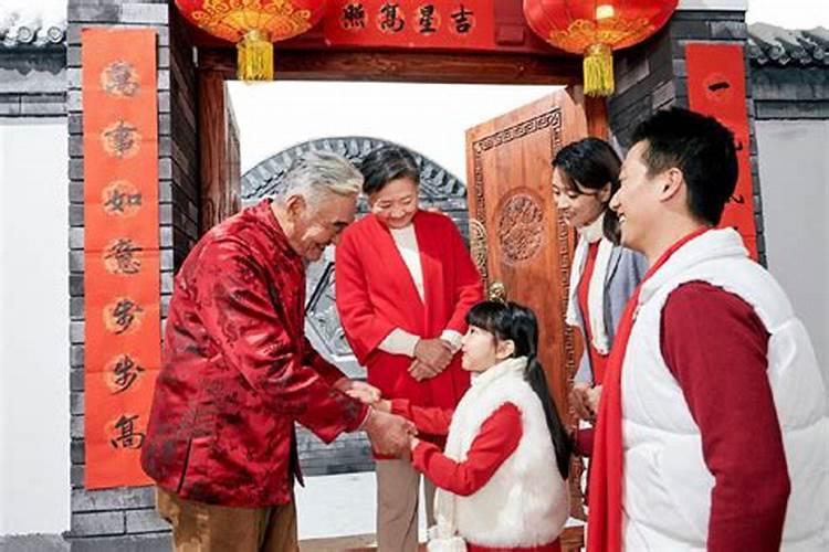 犯太岁离婚女人过年可以回娘家