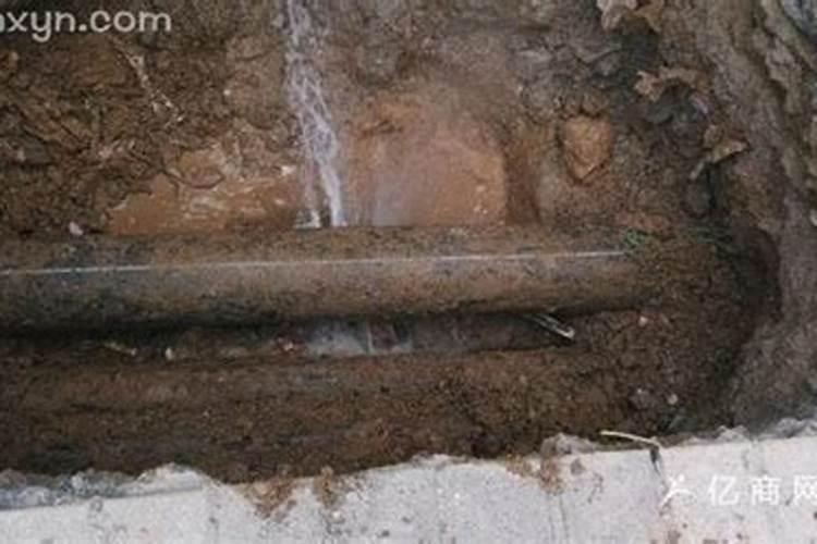 梦见漏水是什么意思？