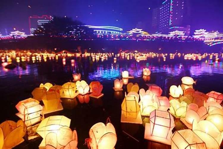 中元节习俗熬夜