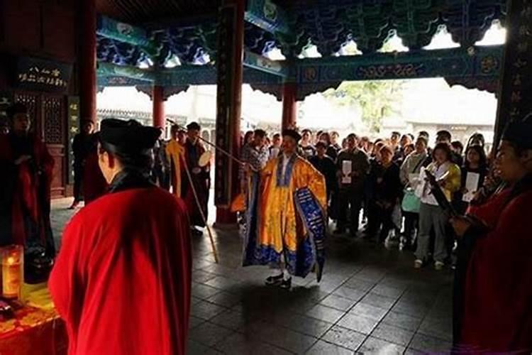 道士怎样超度亡灵？