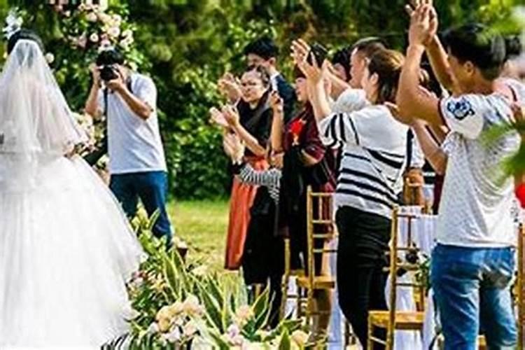梦见朋友又结婚去参加婚礼