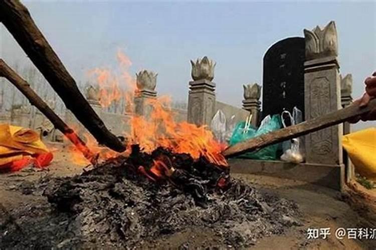 梦到去火葬场火化死人
