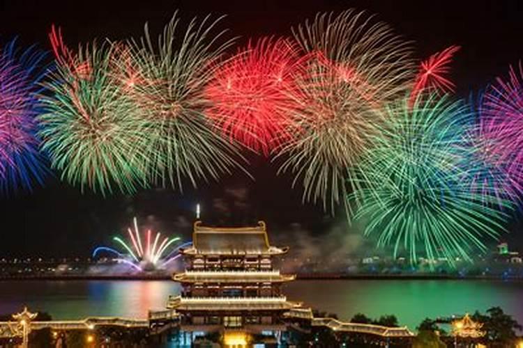 除夕夜出生的