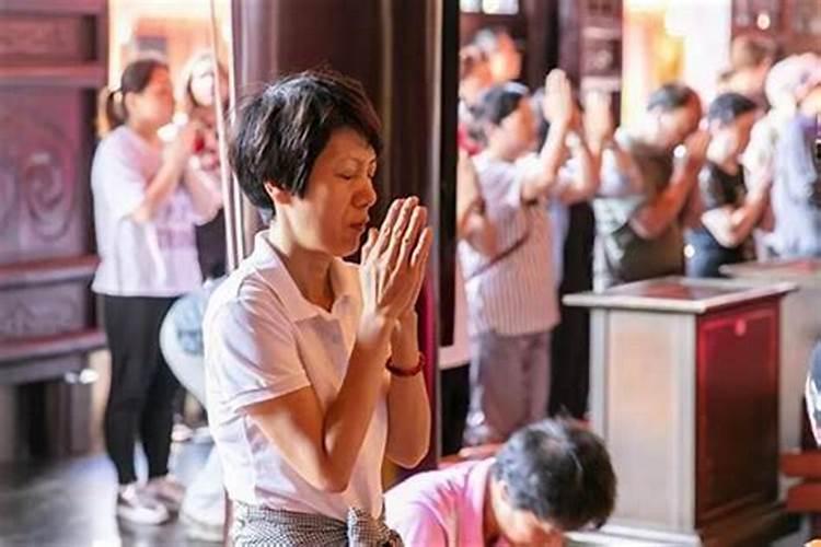 童子命的人可以拜佛吗？