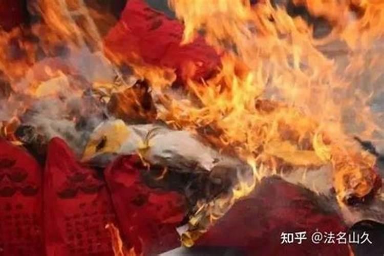 寒衣节上坟怎样写包袱皮？