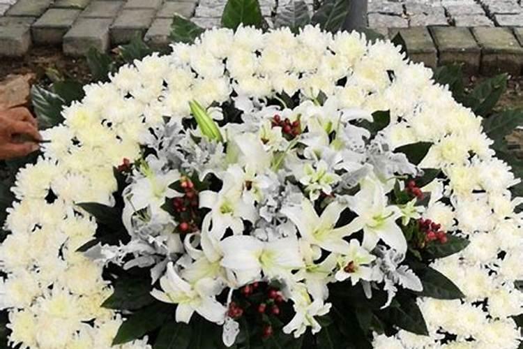 冬至祭奠亲人的鲜花