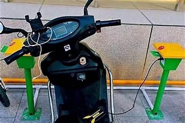 梦见骑电动车和小车