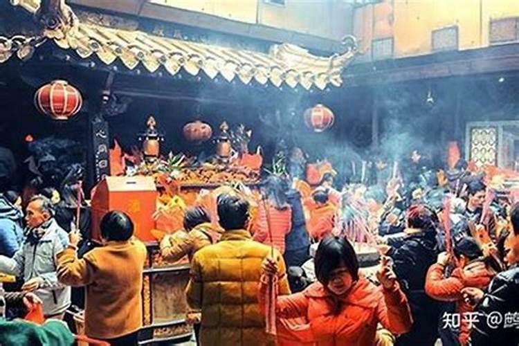 中元节祭拜家人