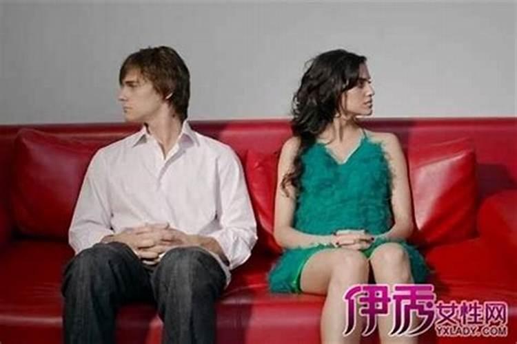 梦见女朋友出轨是什么意思？