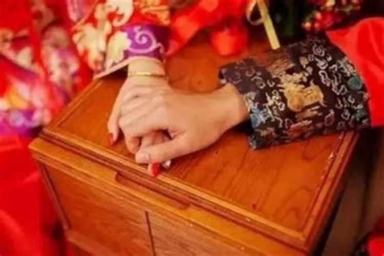 男孤女寡能合婚吗？