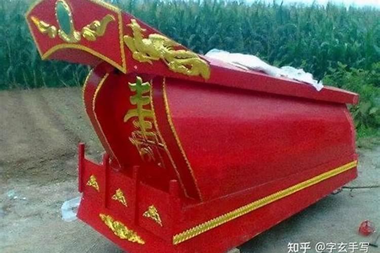 梦见两个棺材是什么意思材？