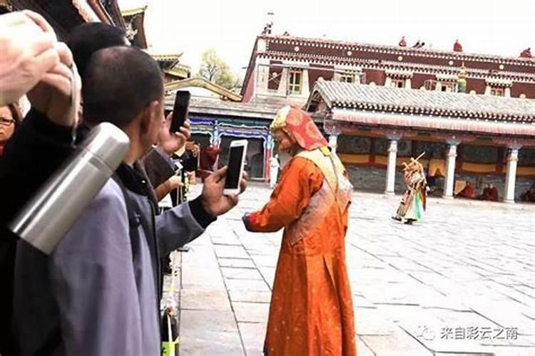 怎样才能请到和尚做法事？