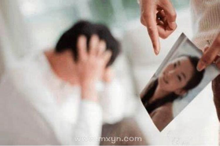 梦见男友出轨是什么征兆？