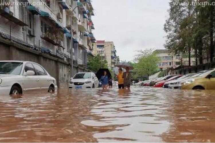 梦见被水淹是什么预兆？