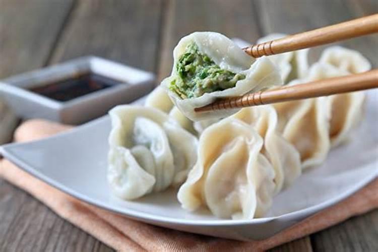 冬至的习俗吃馄饨