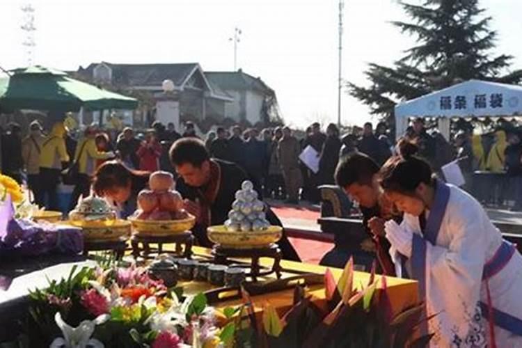 寒衣节去墓地带什么祭奠？