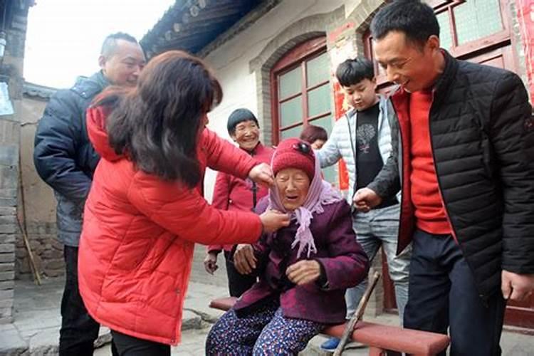 老人梦到孙子喊她怎么回事？