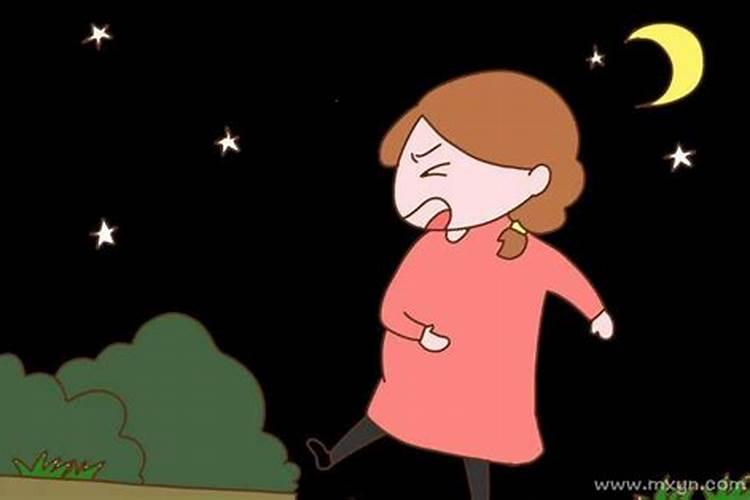 梦到自己在追赶女孩