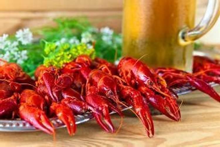 梦见很多龙虾是什么预兆？