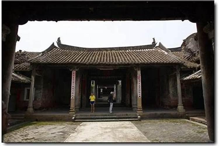 王家祠堂做法事