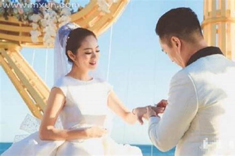 梦见老公和别人结婚