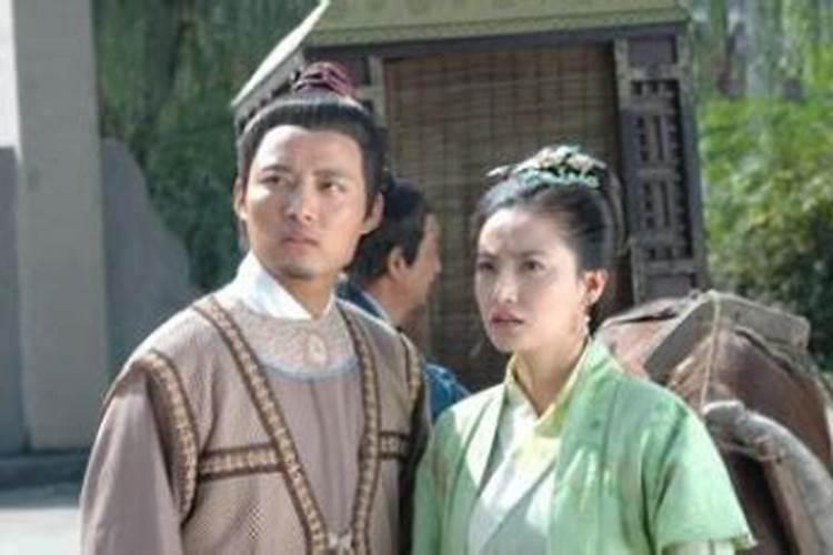 梦见漂亮的女演员或与女演员交谈