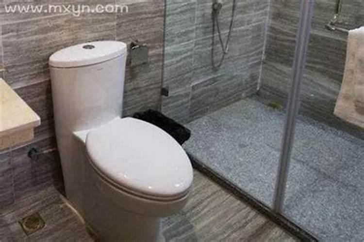 梦到上厕所预示什么？