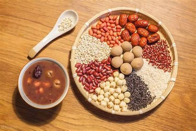 腊八粥要用几种食材？