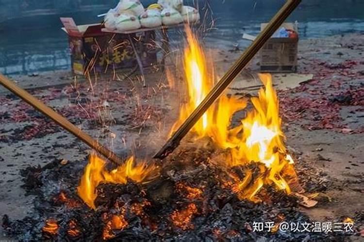 七月十五烧纸是什么日子？