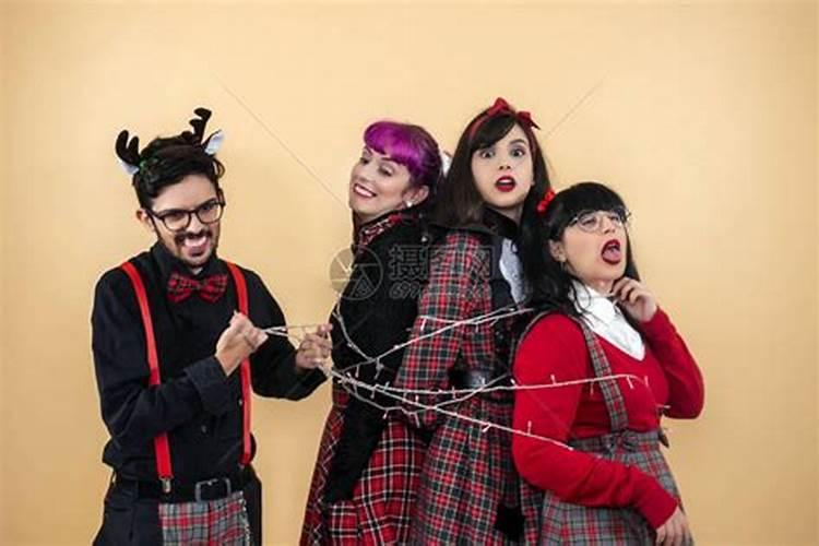 梦见三个女人争男人