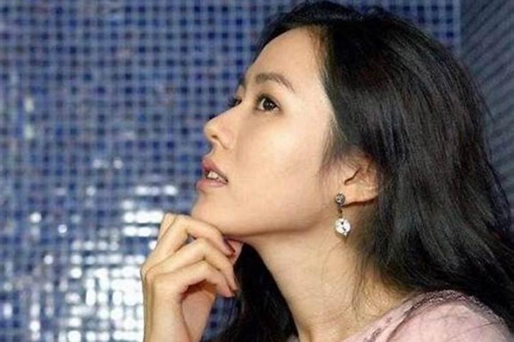 脖子长的女生有什么运势？