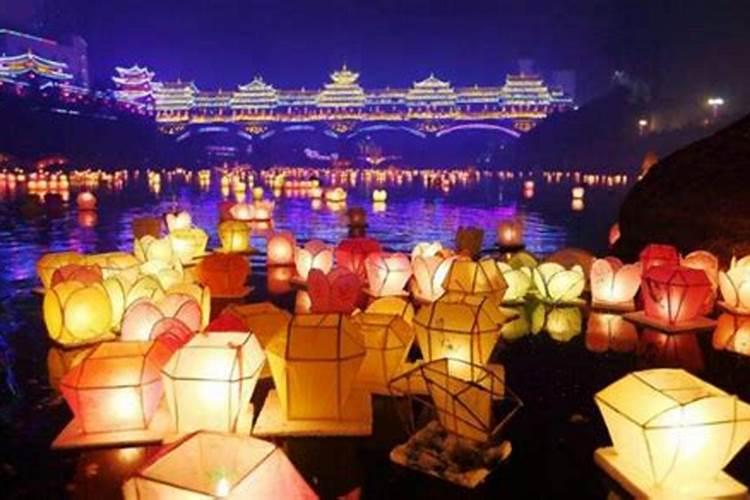 中外鬼节有哪些？