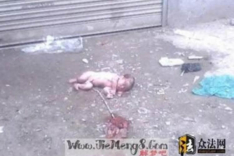 梦见别人死了还被分尸