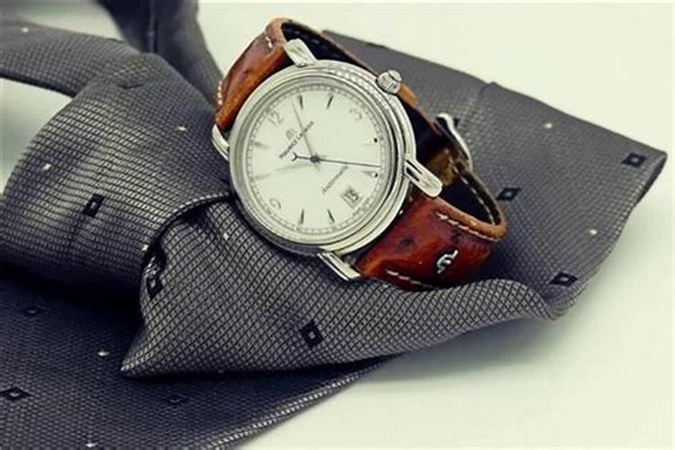 梦见捡到了手表怎么解？