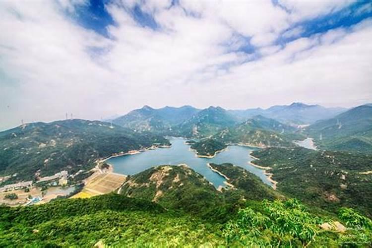 大连财神山在哪？