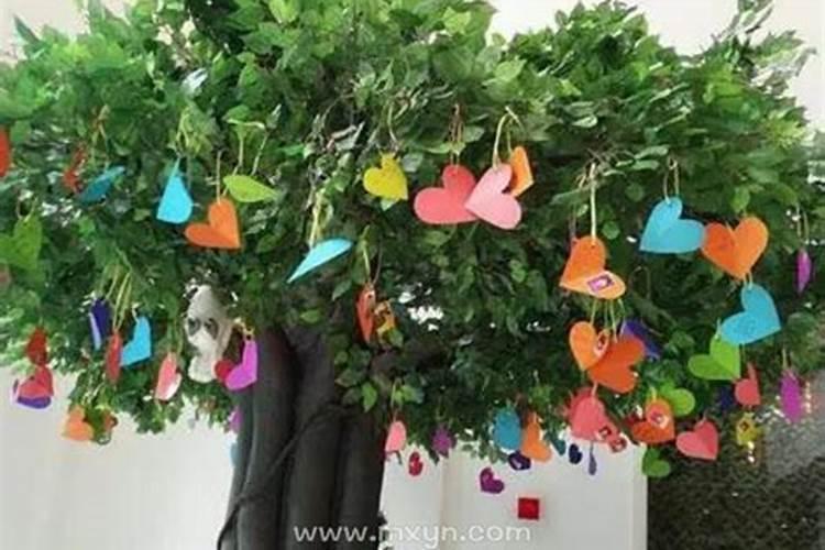 梦见抱着已过世的亲妹妹