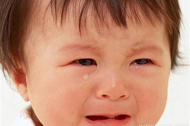 梦见别人流泪什么意思？