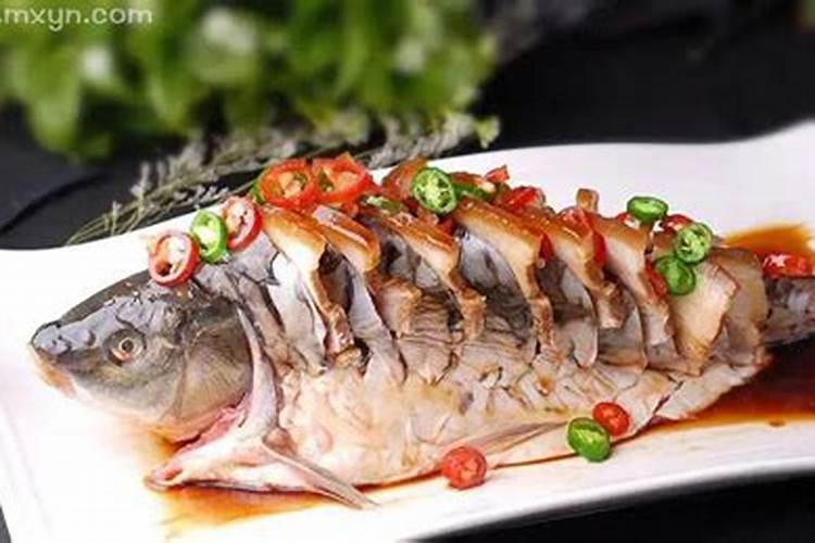 梦见别人吃鱼剩鱼骨头