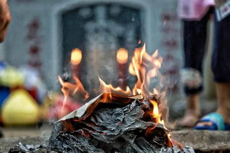 东北寒衣节上坟