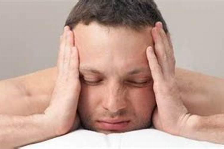 梦到在海里游泳是什么意思？