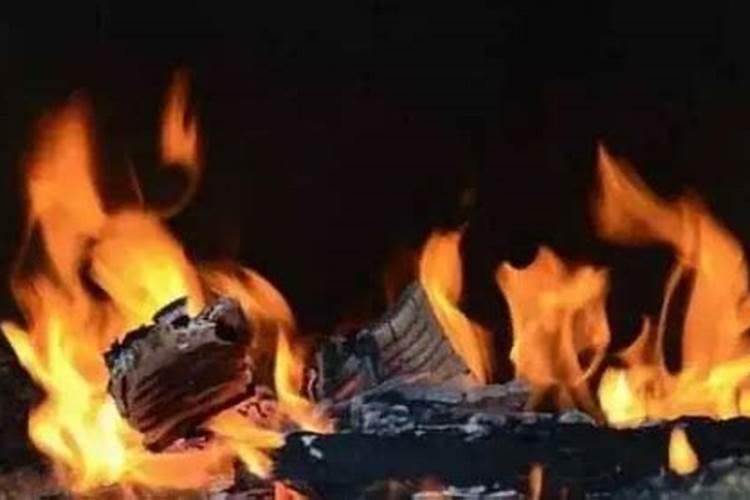 十月初一寒衣节能添坟吗？