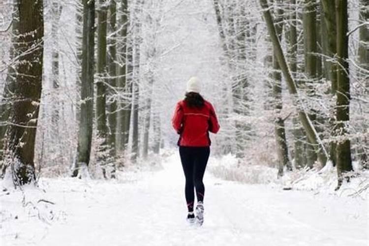 冬至当天早晨户外运动好吗？
