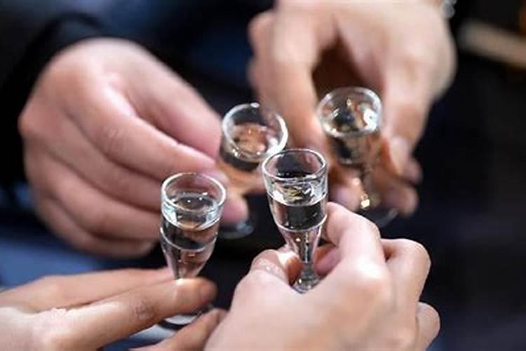 春节酗酒注意