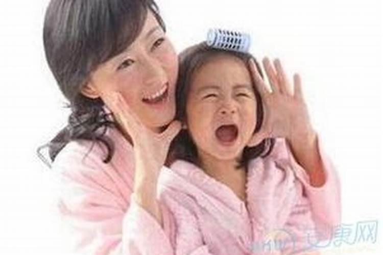 梦见陌生女人生了个女儿