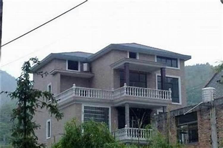 邻居是小人该怎么对付呢？