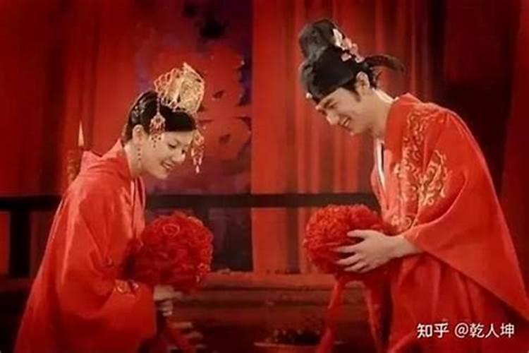 怎样通过八字看婚姻远近？