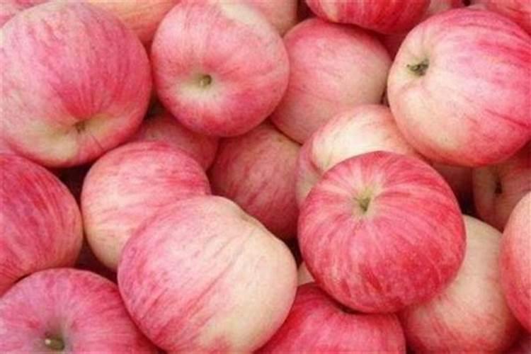 梦见吃苹果很甜很好吃什么意思？