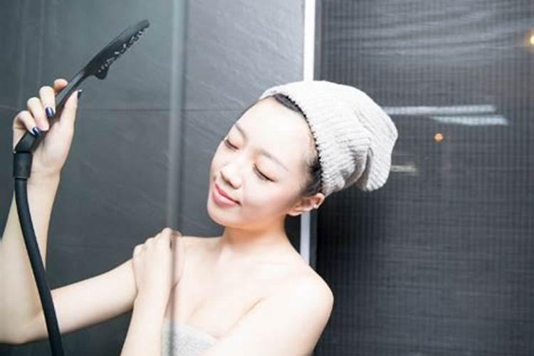 梦见回老家什么预兆周公解梦？