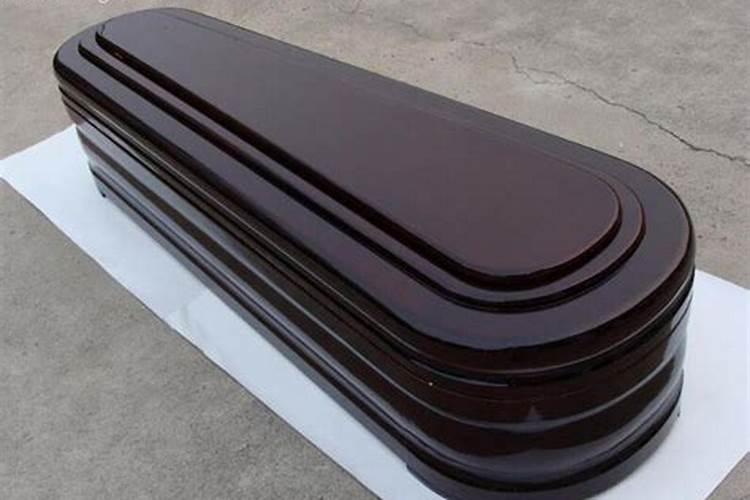 梦见大红棺材是什么预兆解梦？