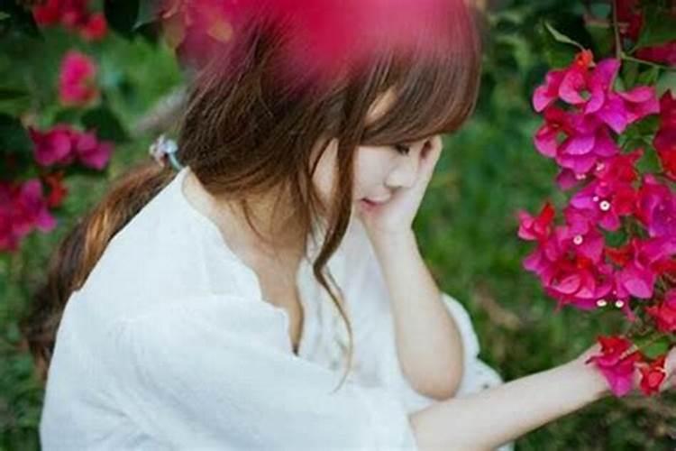 梦见前男友和他的现任分手